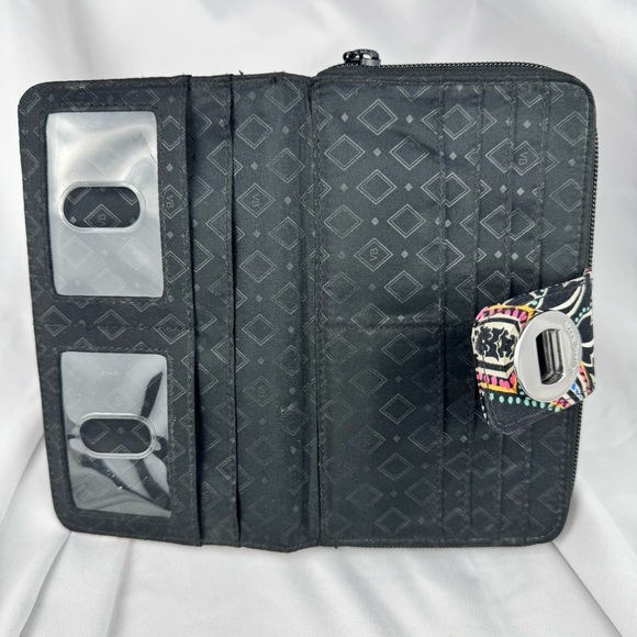 Vera Bradley Turn Lock Zip Around Wallet with multi color Paisly’s - Picture 13 of 16